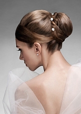 /P-12-15-B1-choisir-sa-coiffure-de-mariage-selon-son-type-de-cheveux.html